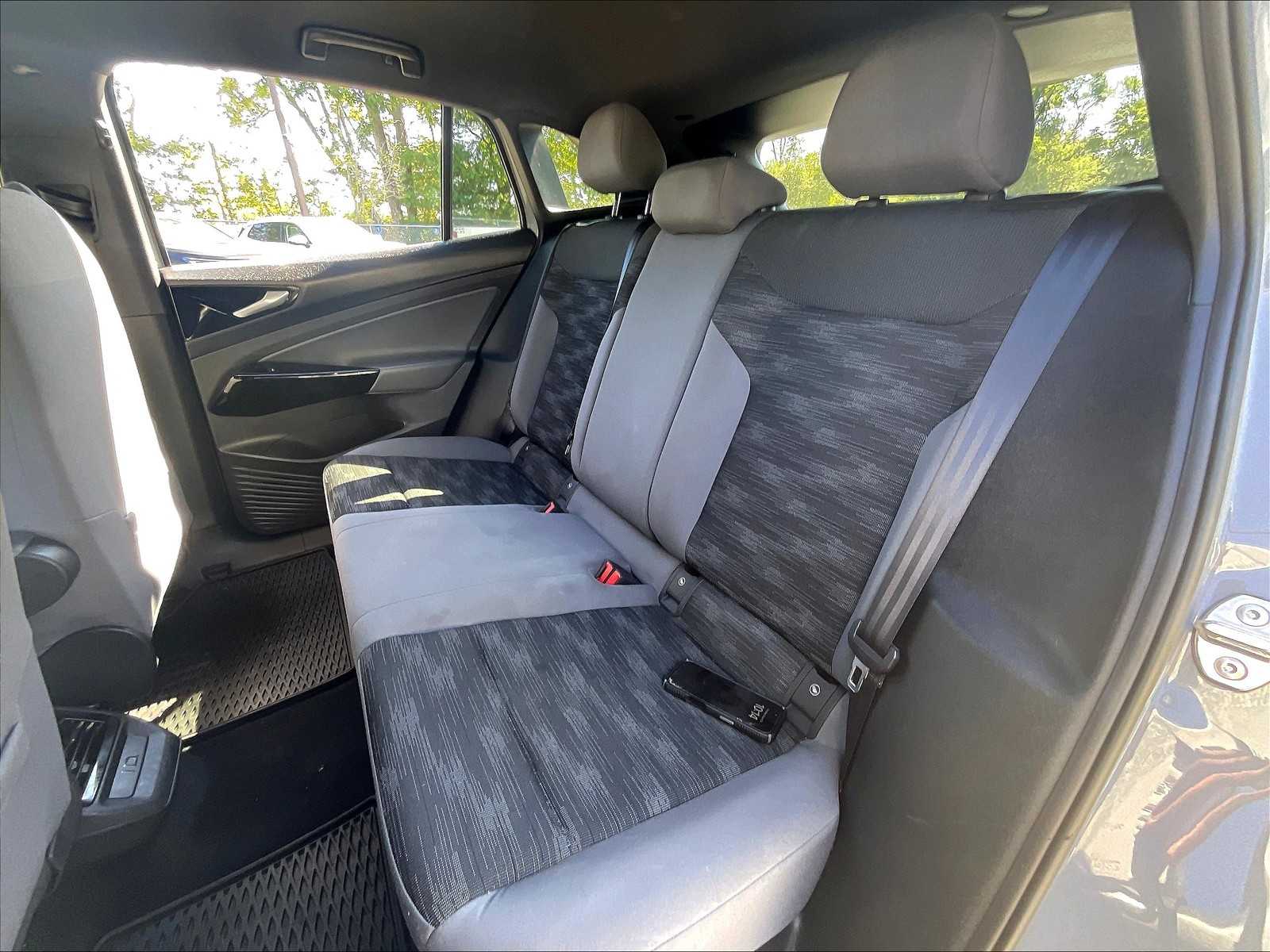 2021 Volkswagen ID.4 Pro - Photo 14