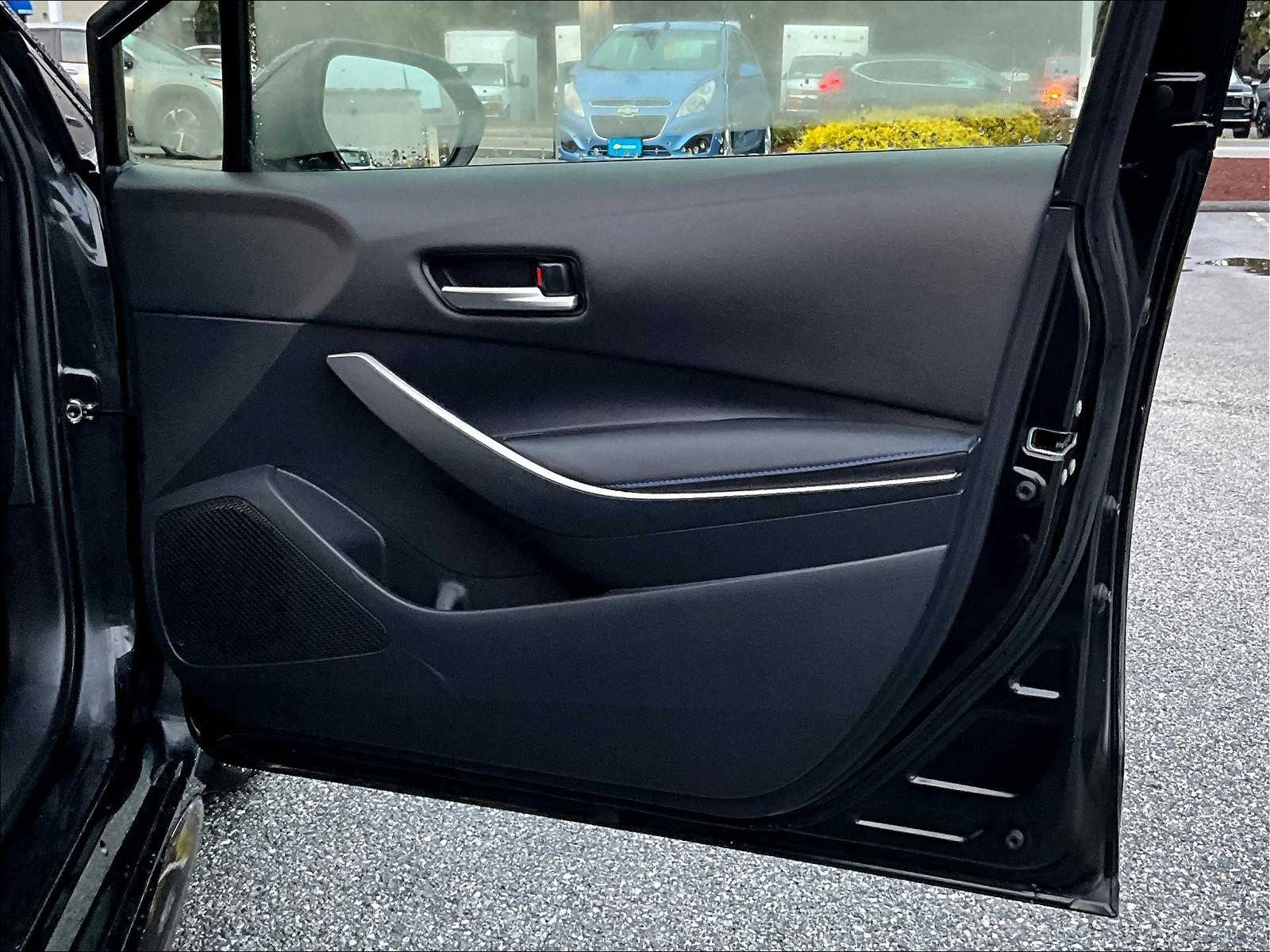 2021 Toyota Corolla SE - Photo 12