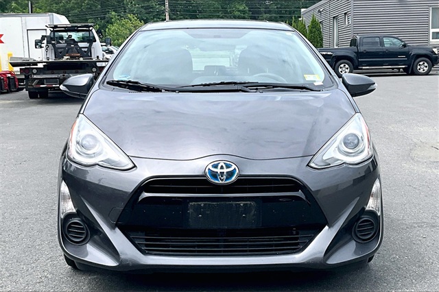 2015 Toyota Prius c Four - Photo 2