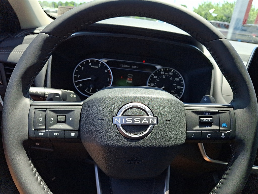 2025 Nissan Rogue SV - Photo 14