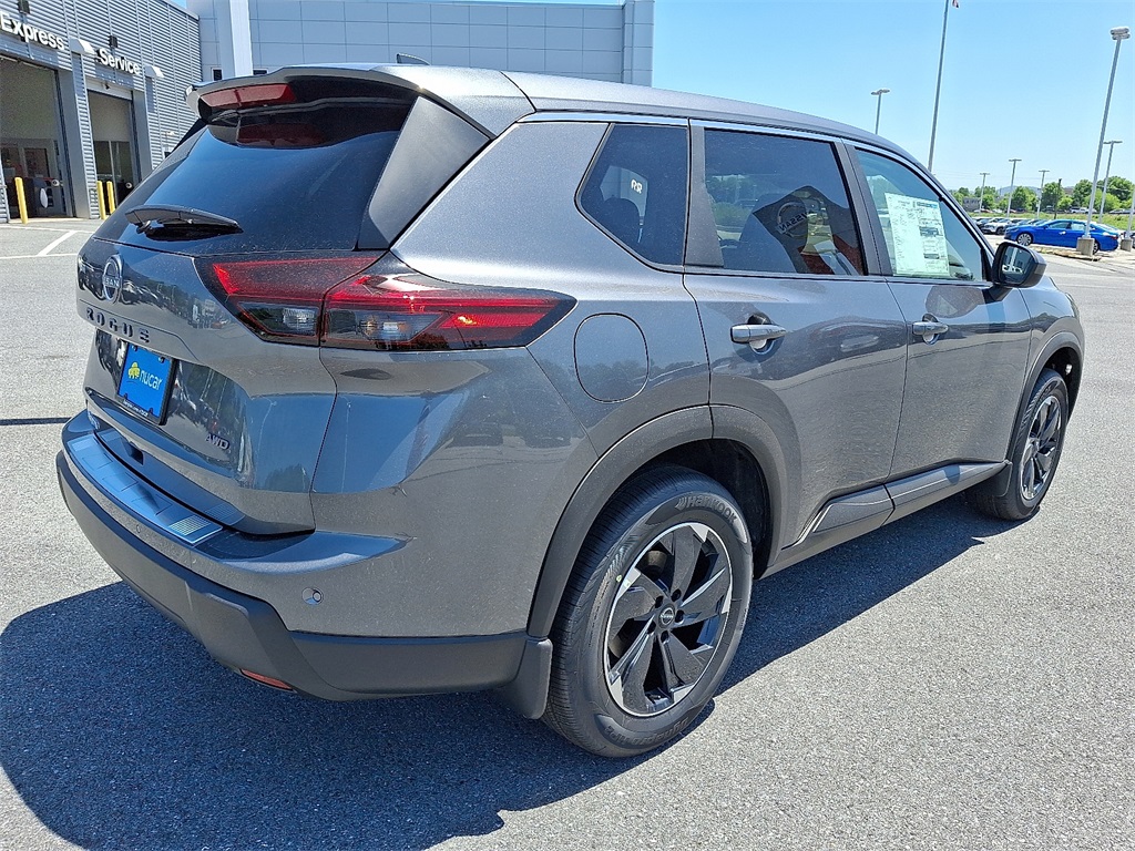 2025 Nissan Rogue SV - Photo 4