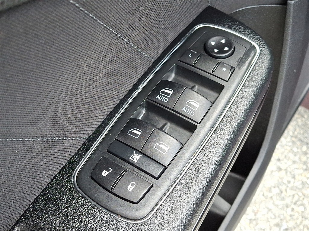 2020 Dodge Charger GT - Photo 14