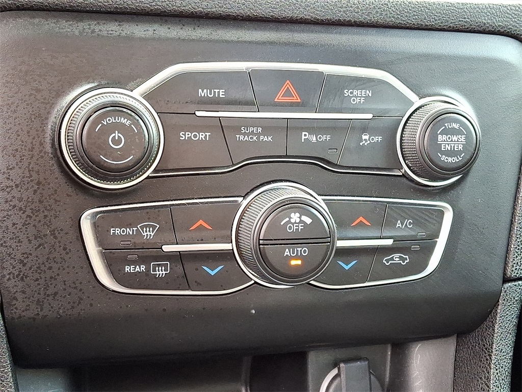 2020 Dodge Charger GT - Photo 18