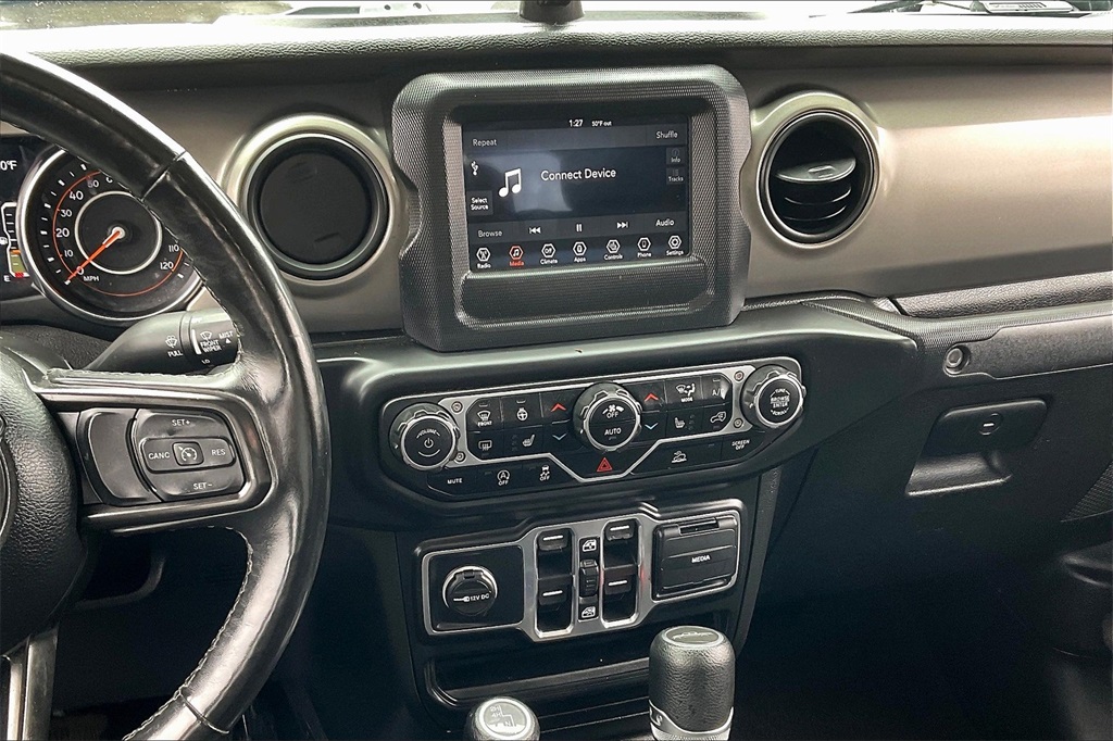 2021 Jeep Gladiator Willys - Photo 17