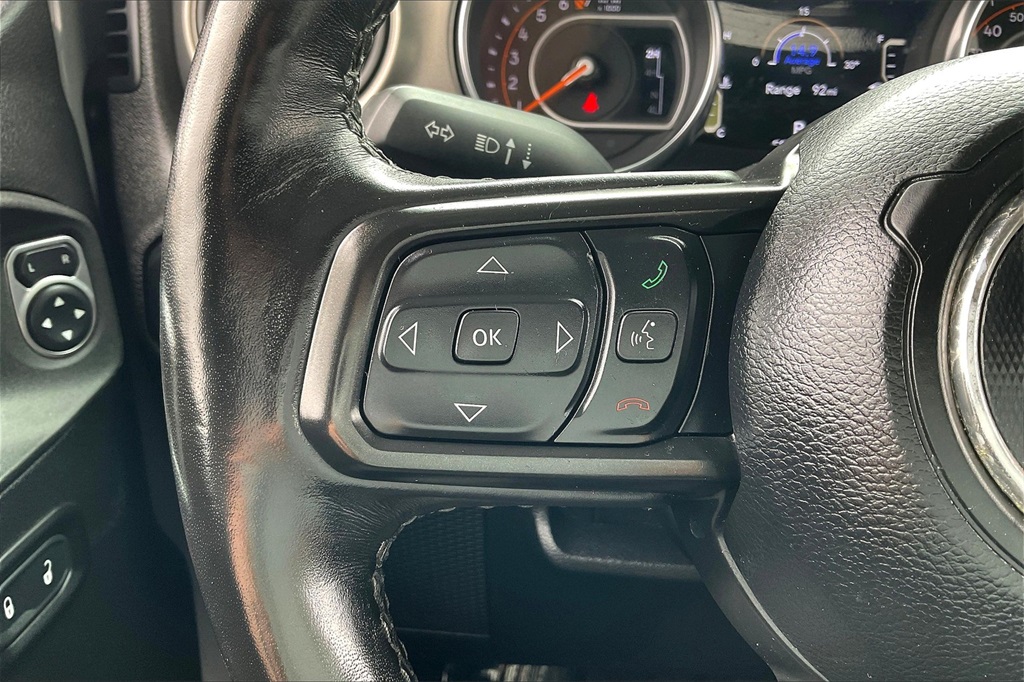2021 Jeep Gladiator Willys - Photo 21
