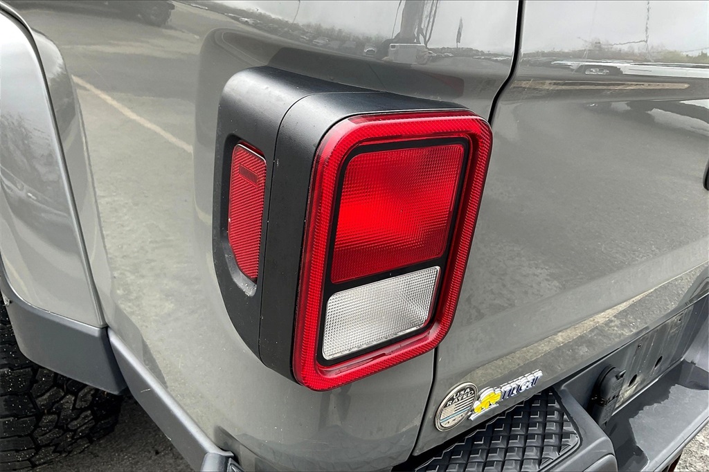 2021 Jeep Gladiator Willys - Photo 29
