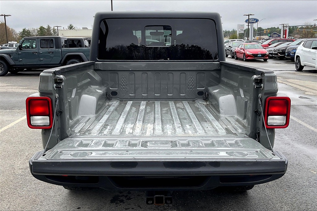 2021 Jeep Gladiator Willys - Photo 32