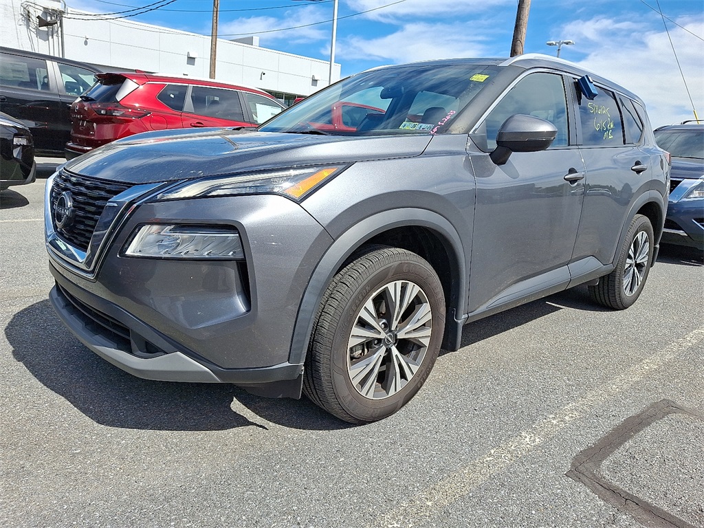 2022 Nissan Rogue SV - Photo 2