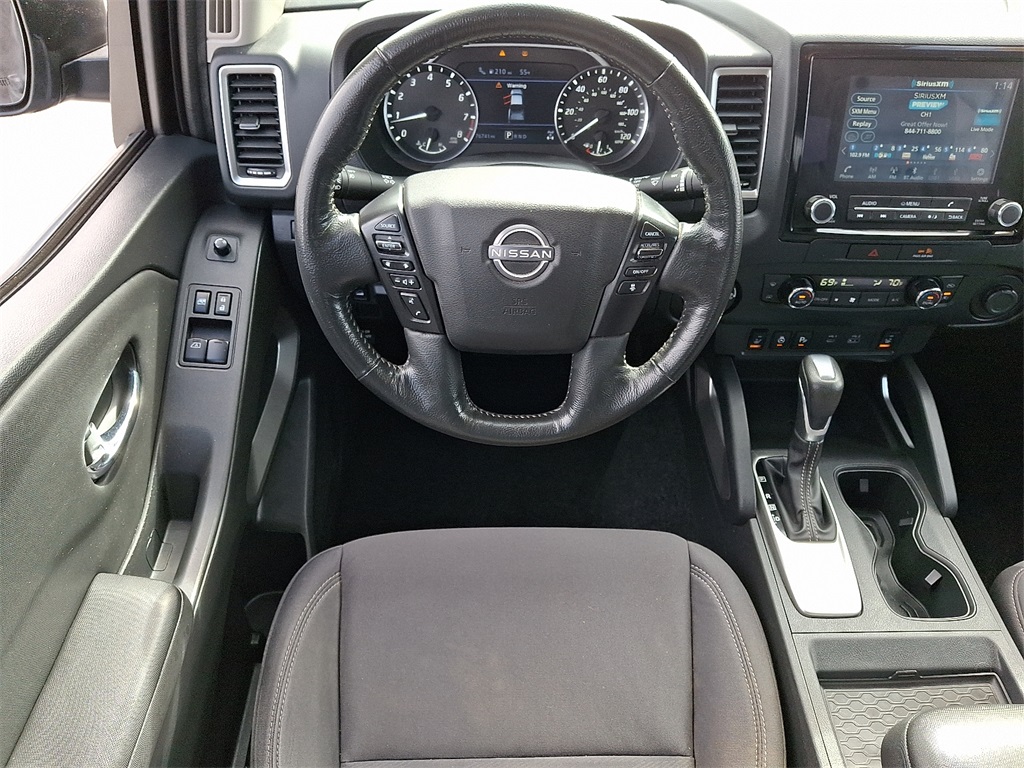 2022 Nissan Frontier SV - Photo 12