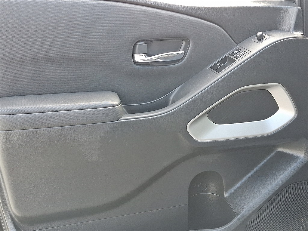 2022 Nissan Frontier SV - Photo 13