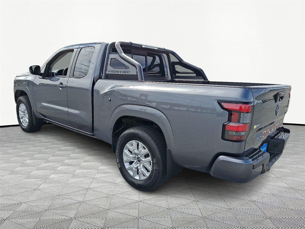 2022 Nissan Frontier SV - Photo 5
