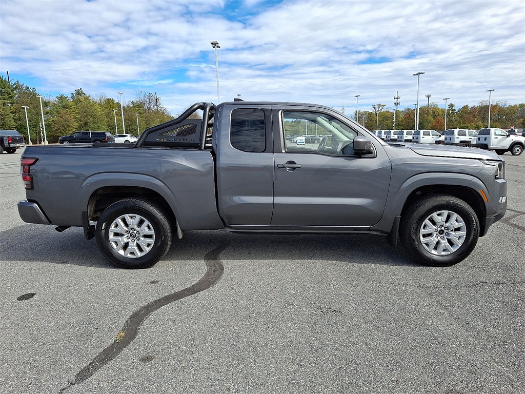 2022 Nissan Frontier SV - Photo 8