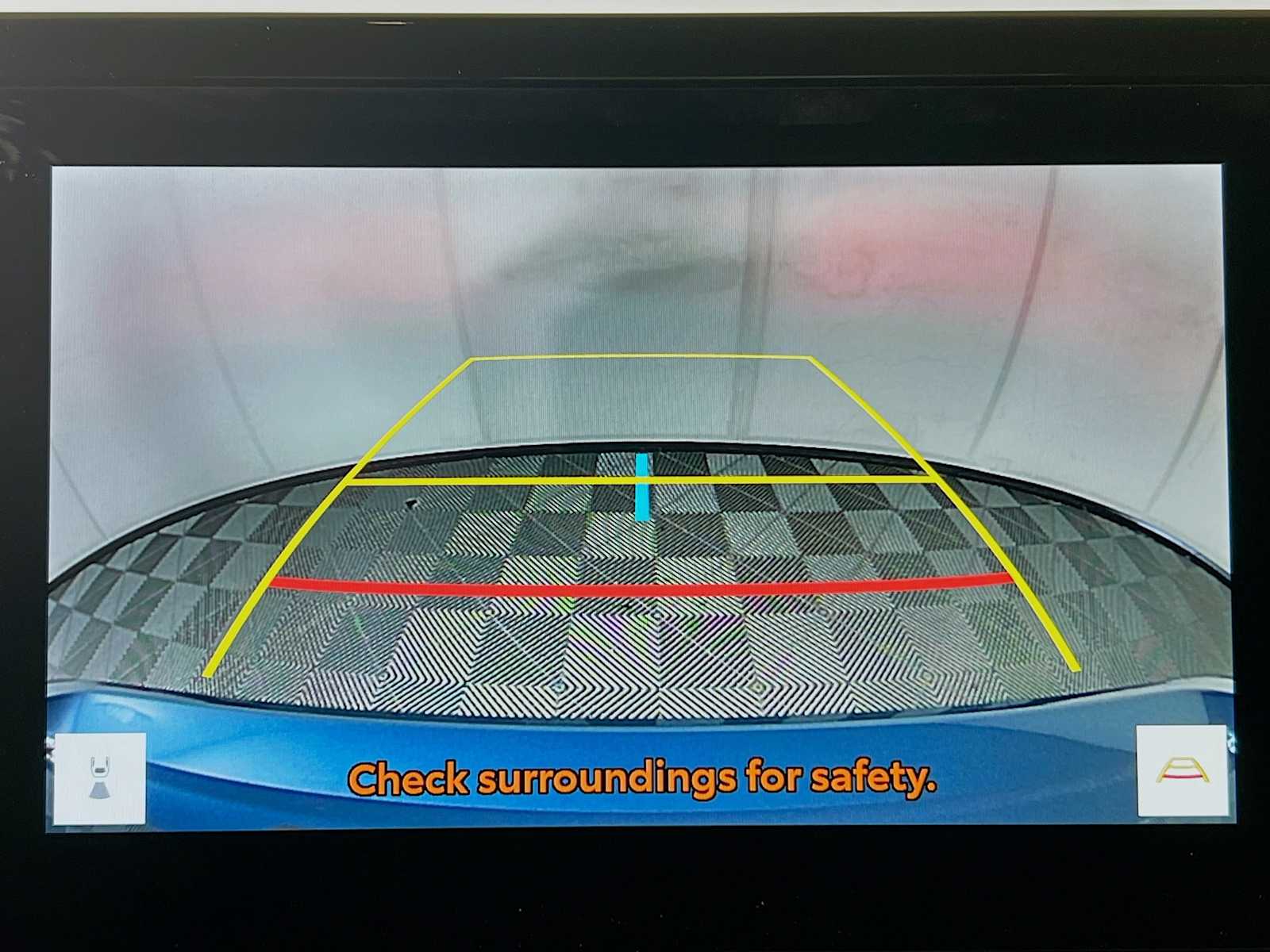 2026 Toyota Camry LE - Photo 9