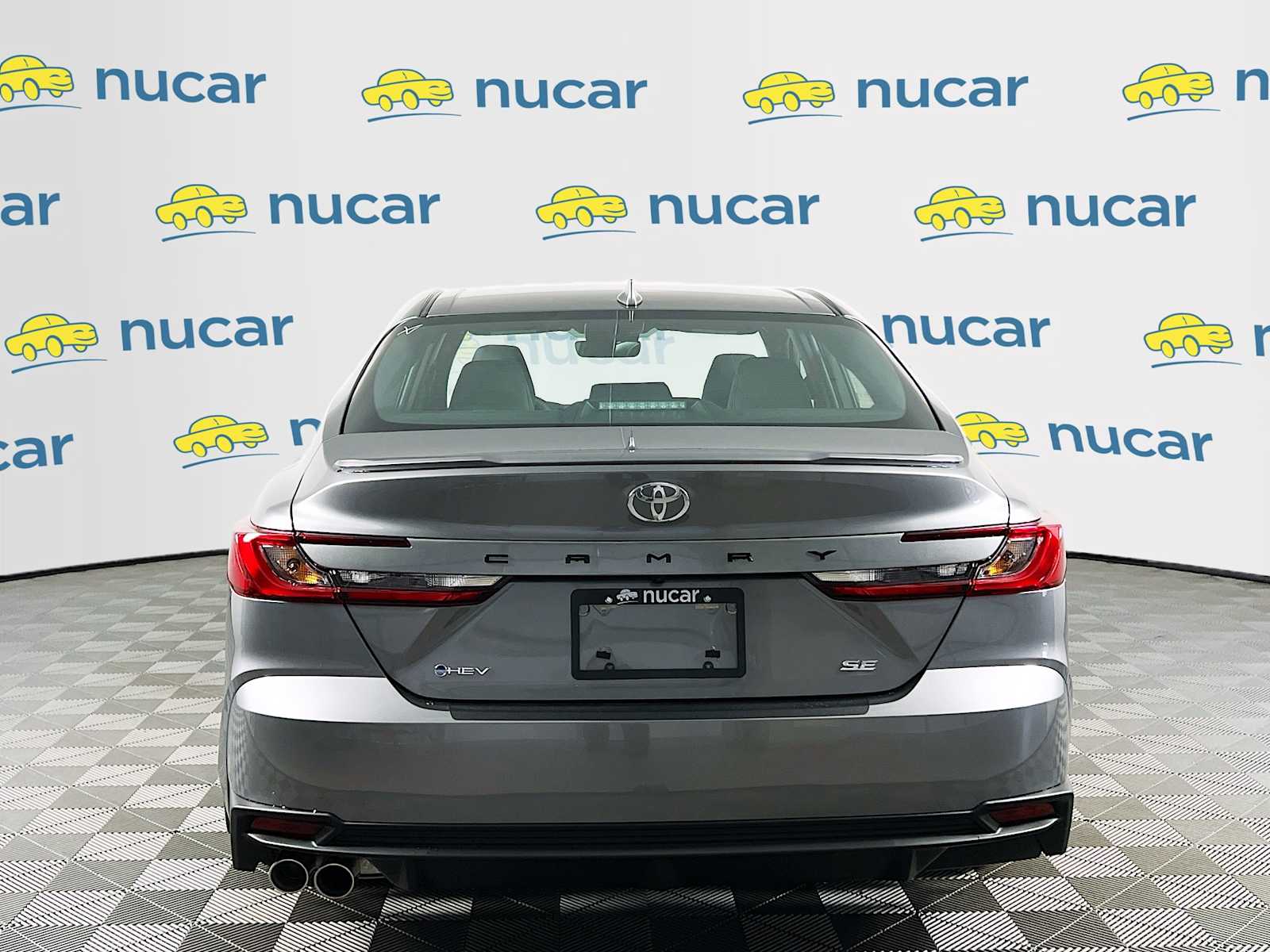 2025 Toyota Camry SE - Photo 5