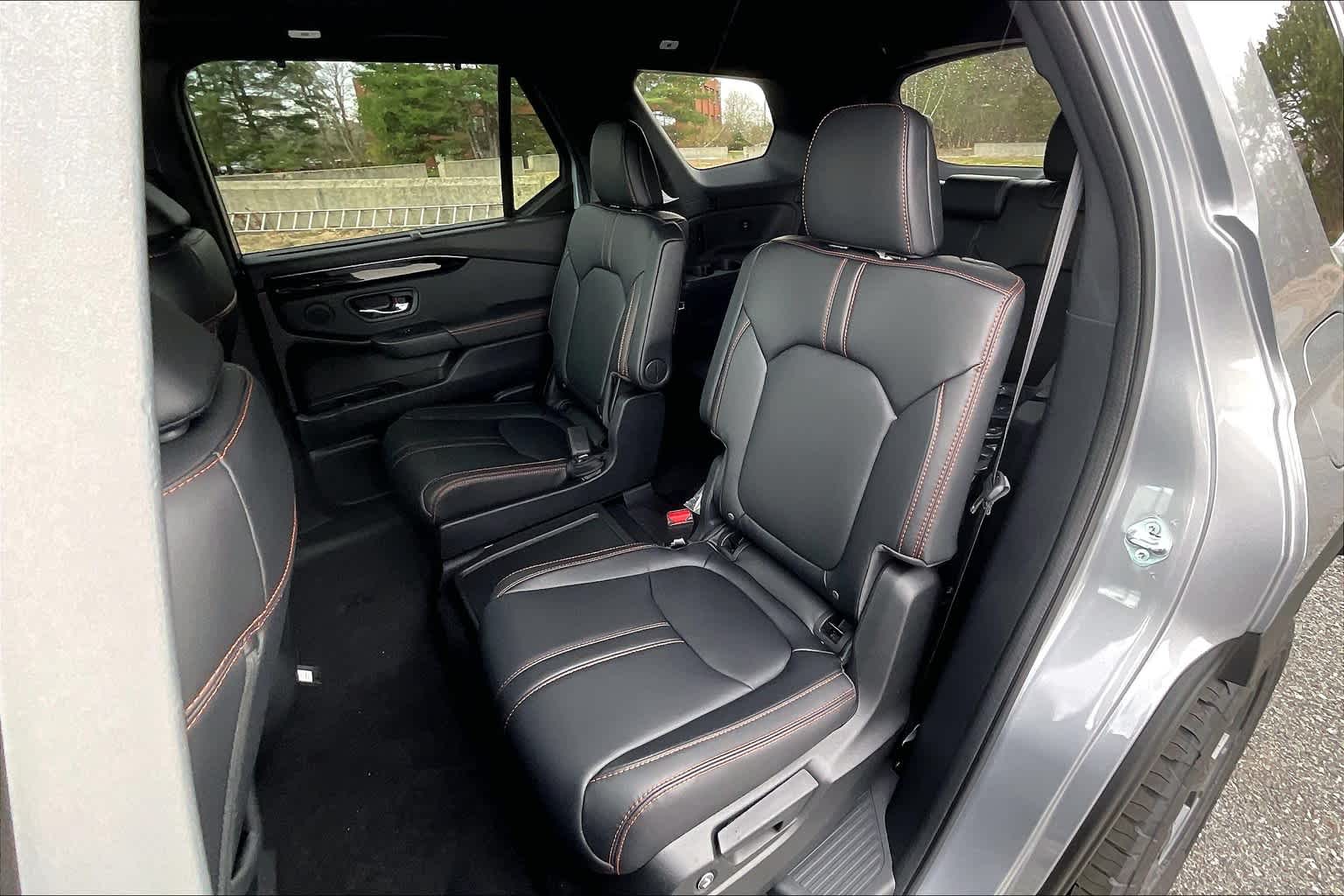 2025 Honda Pilot TrailSport - Photo 15