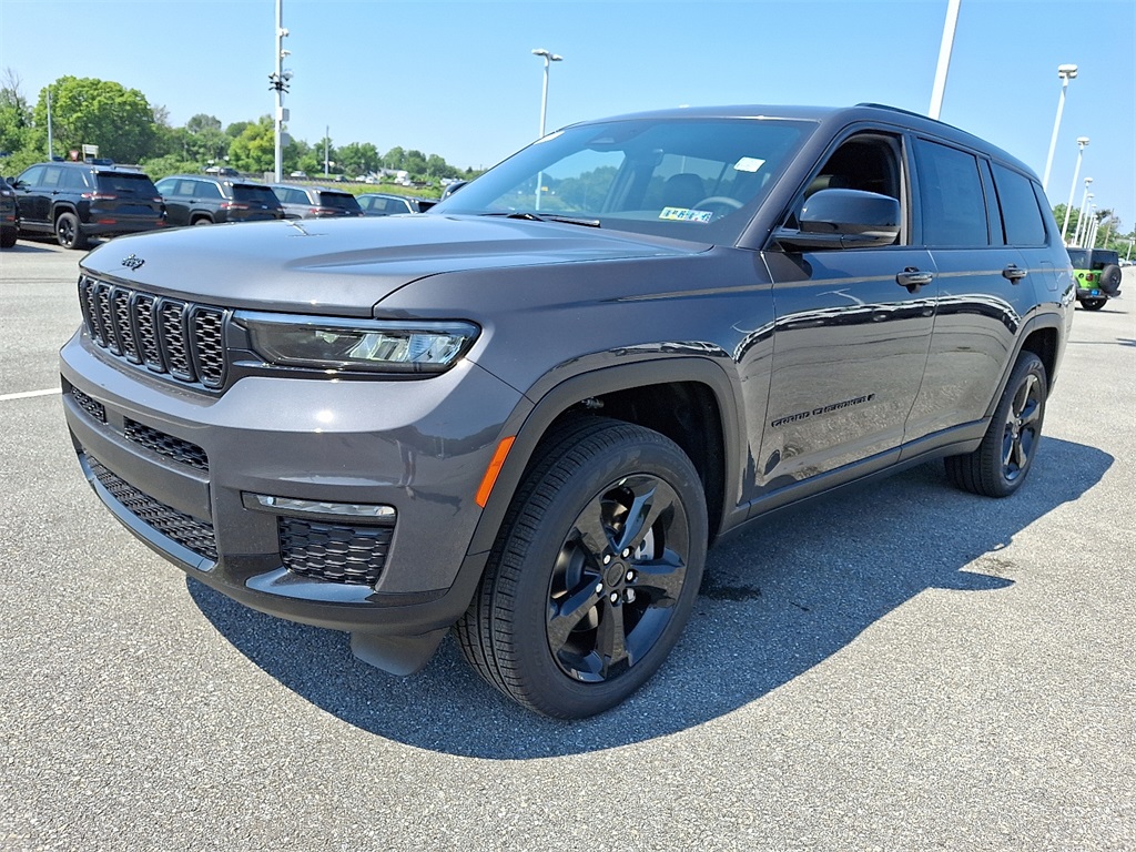 2025 Jeep Grand Cherokee L Limited - Photo 2
