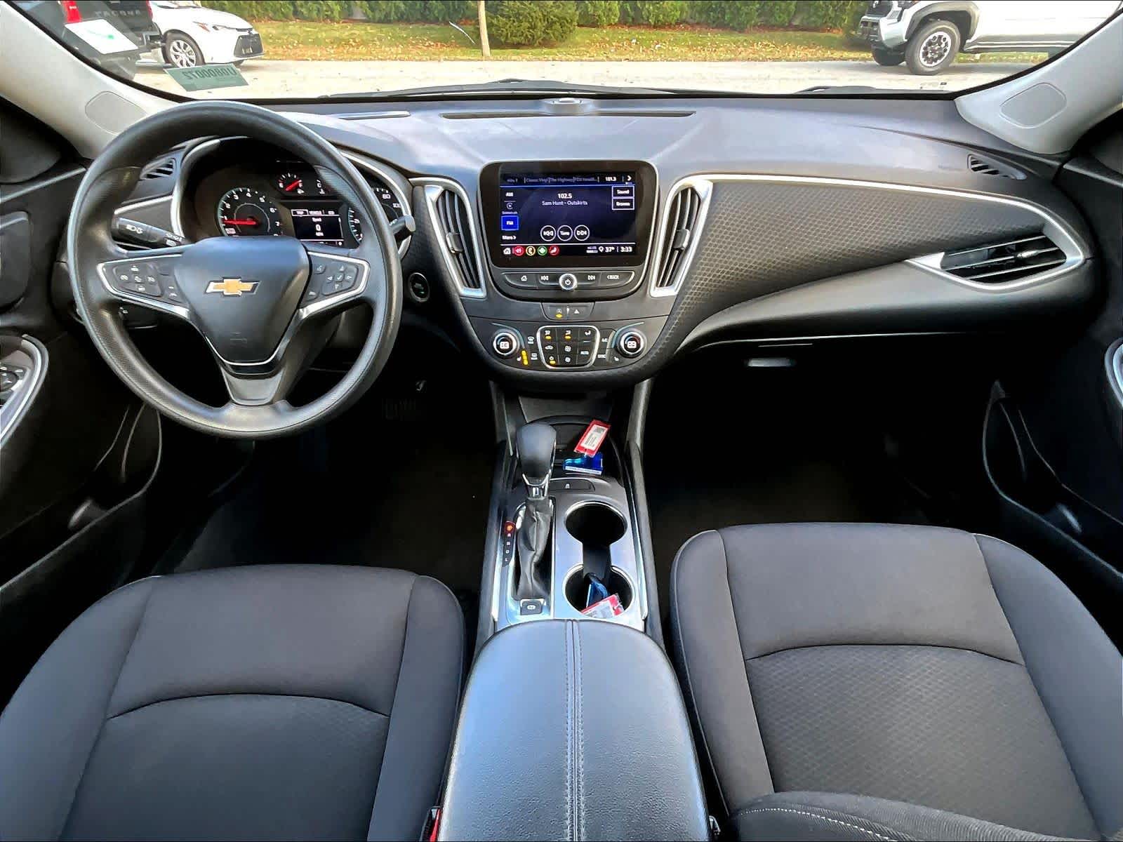 2023 Chevrolet Malibu LT - Photo 21