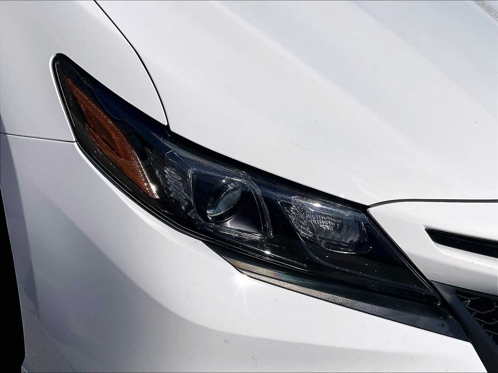 2023 Toyota Camry SE - Photo 32
