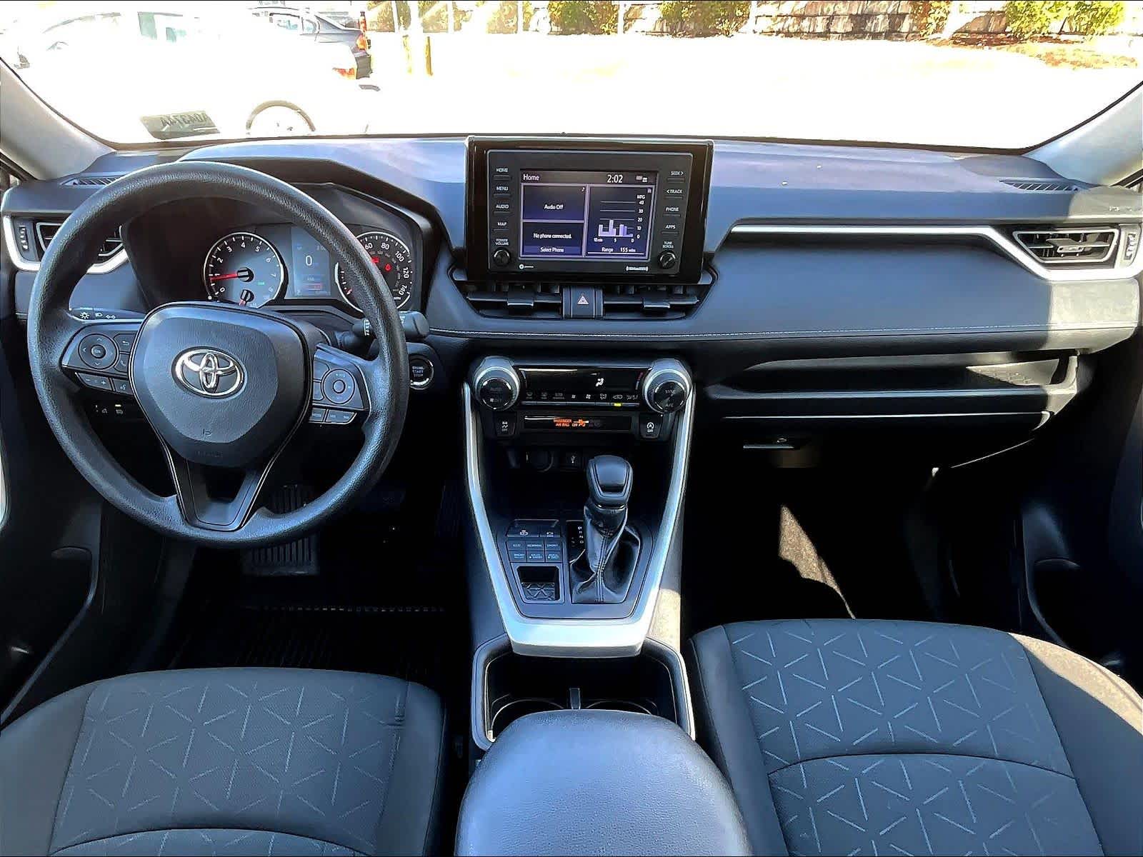 2022 Toyota RAV4 XLE - Photo 21