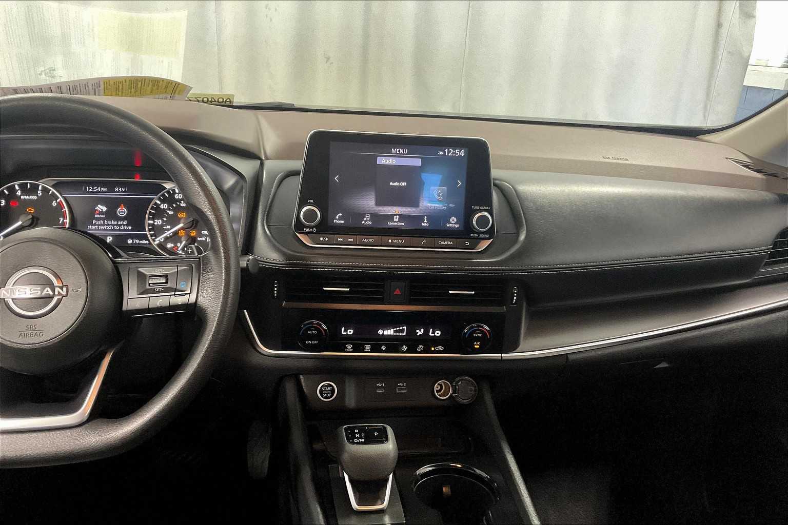2023 Nissan Rogue SV - Photo 18