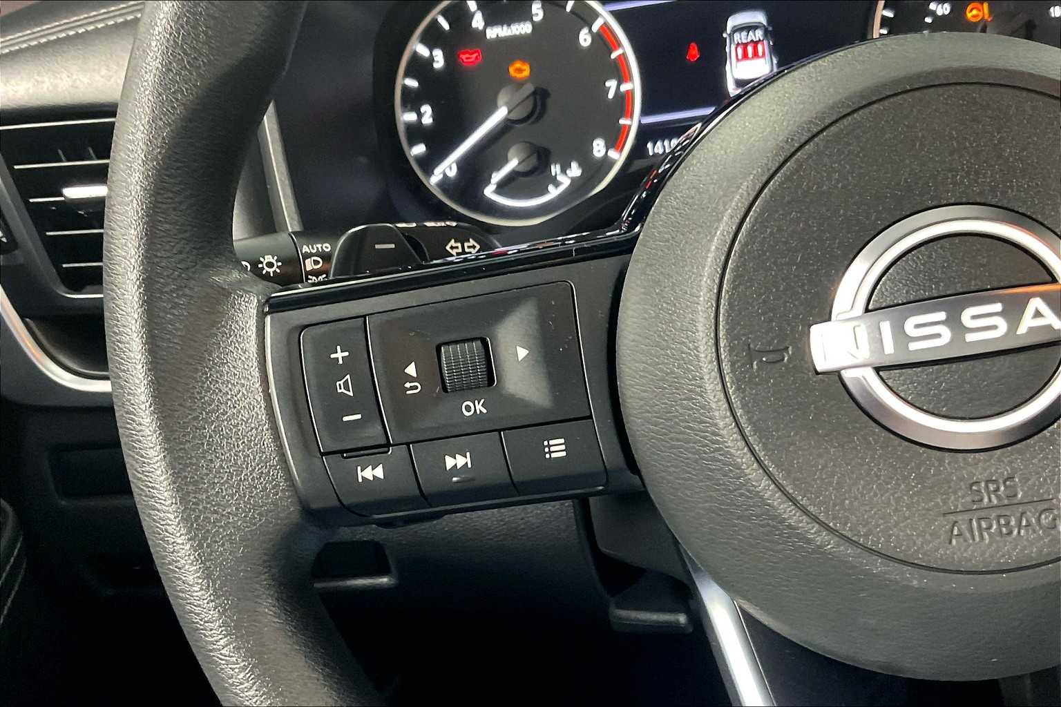 2023 Nissan Rogue SV - Photo 22