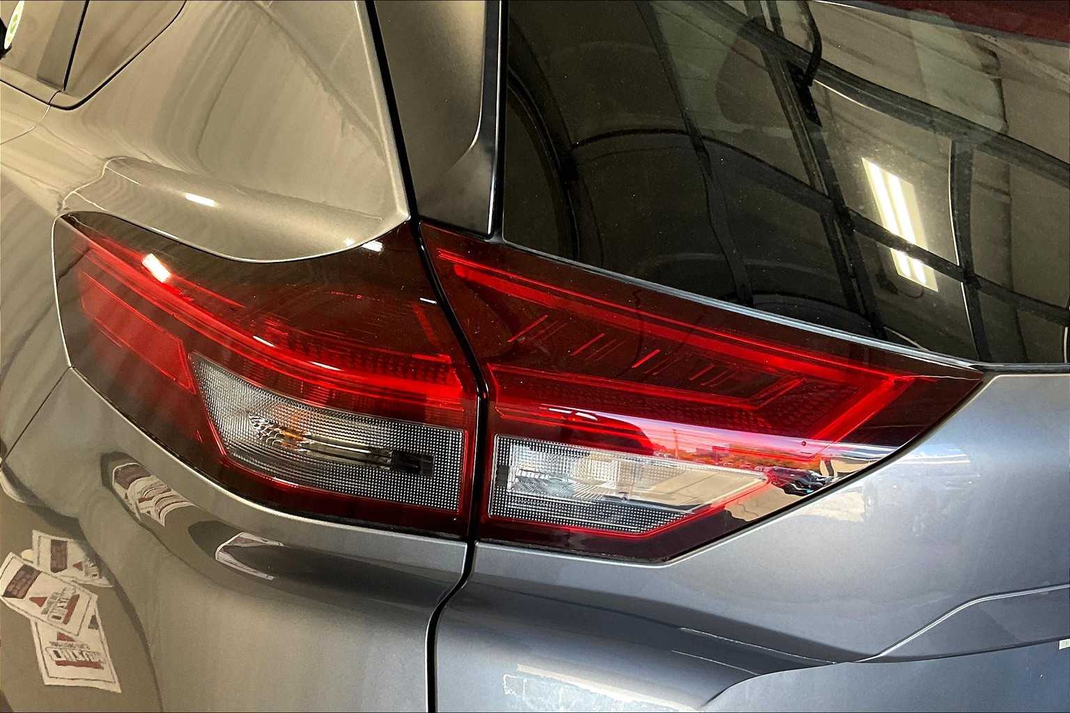 2023 Nissan Rogue SV - Photo 33