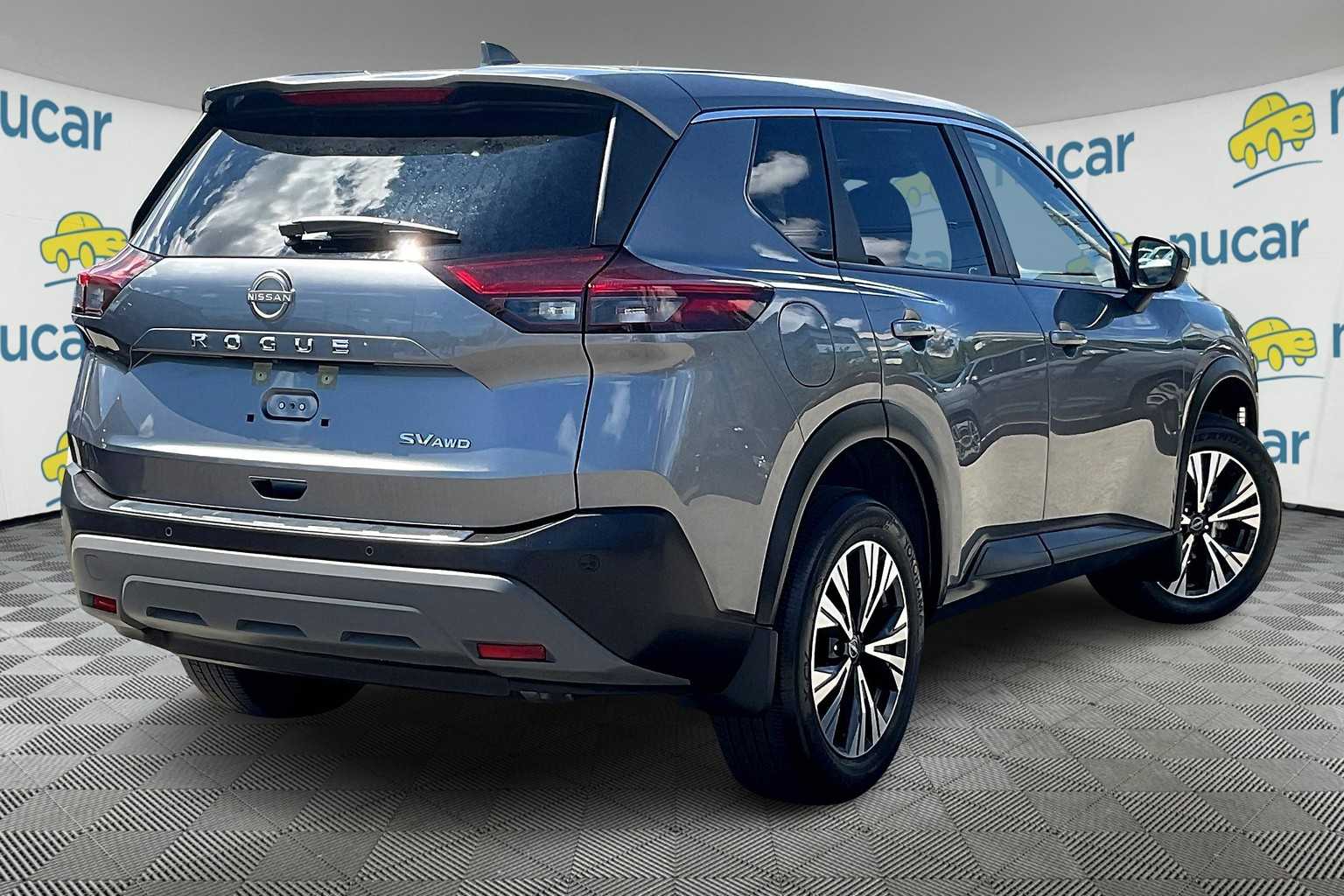 2023 Nissan Rogue SV - Photo 6