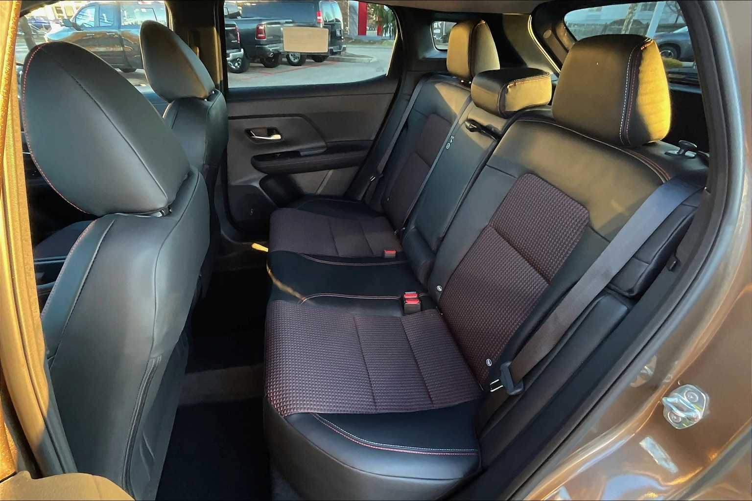 2025 Nissan Kicks SR - Photo 15