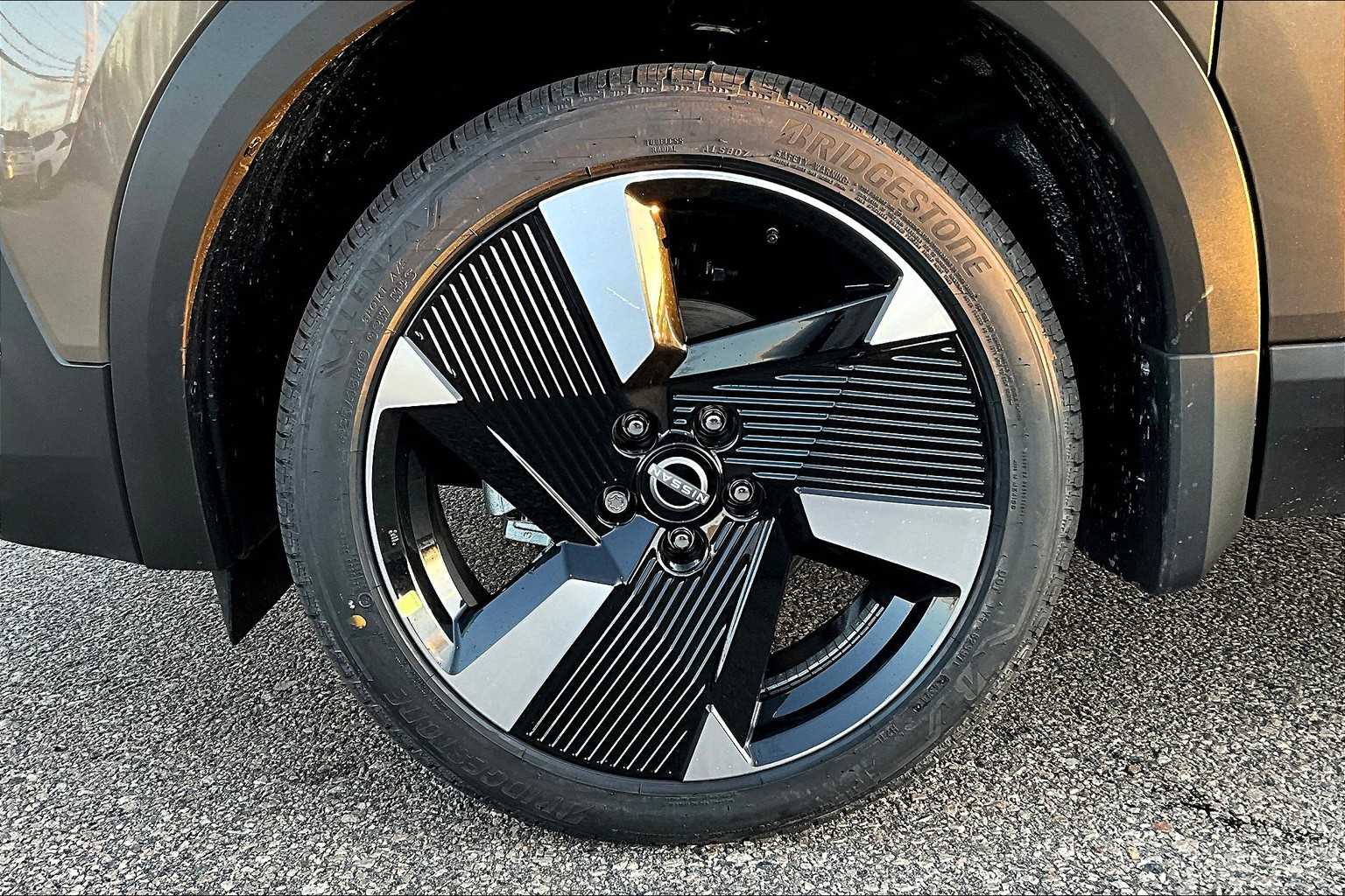 2025 Nissan Kicks SR - Photo 8