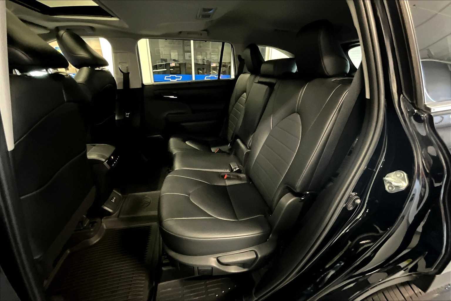 2024 Toyota Highlander XLE - Photo 15