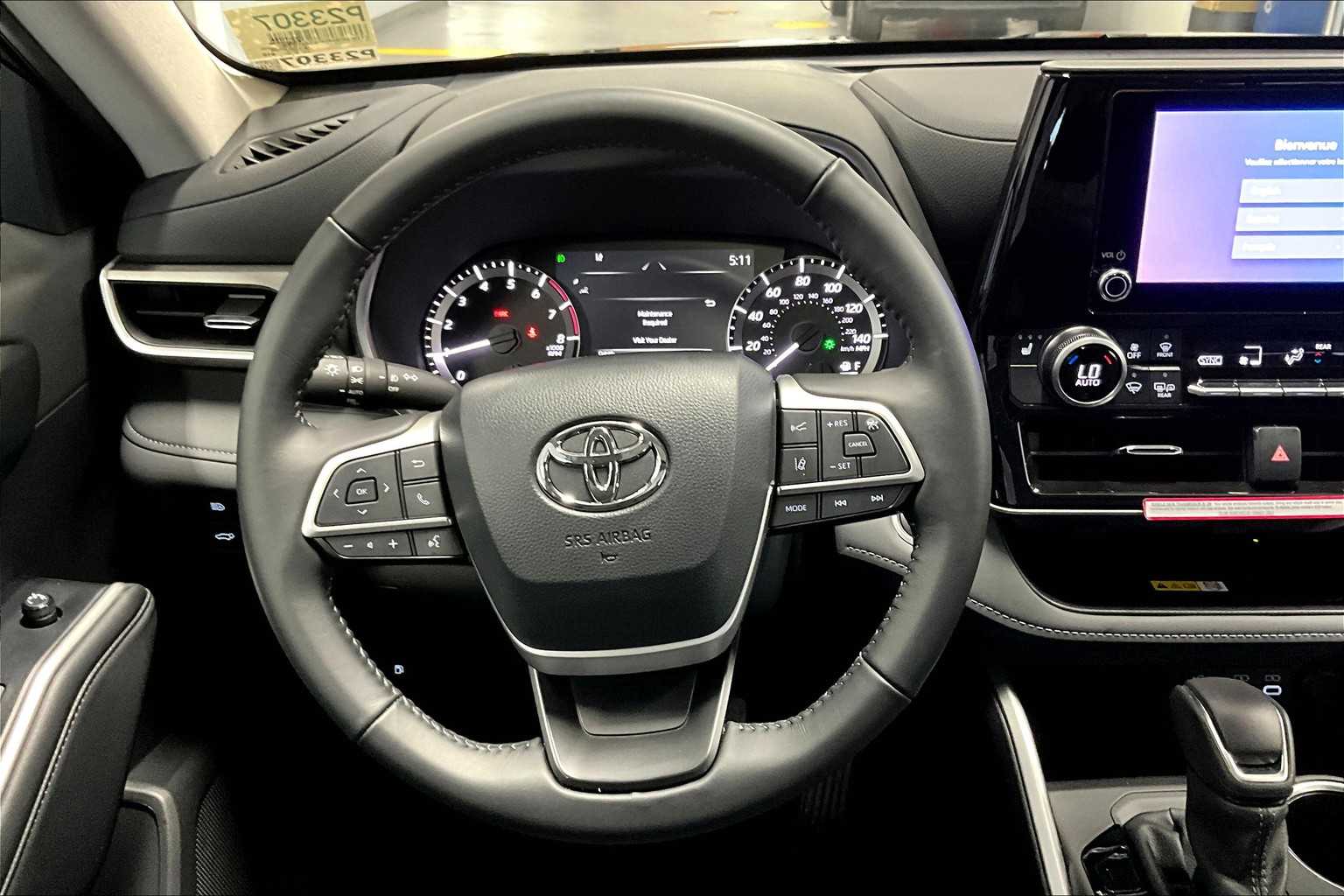 2024 Toyota Highlander XLE - Photo 17