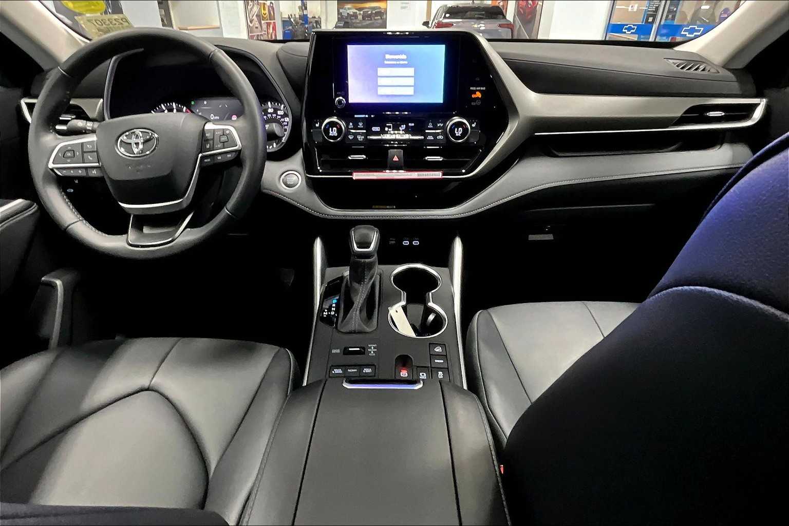 2024 Toyota Highlander XLE - Photo 21