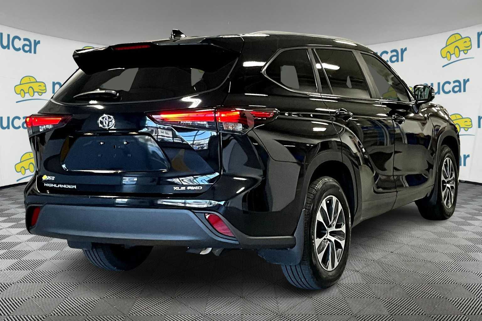2024 Toyota Highlander XLE - Photo 6