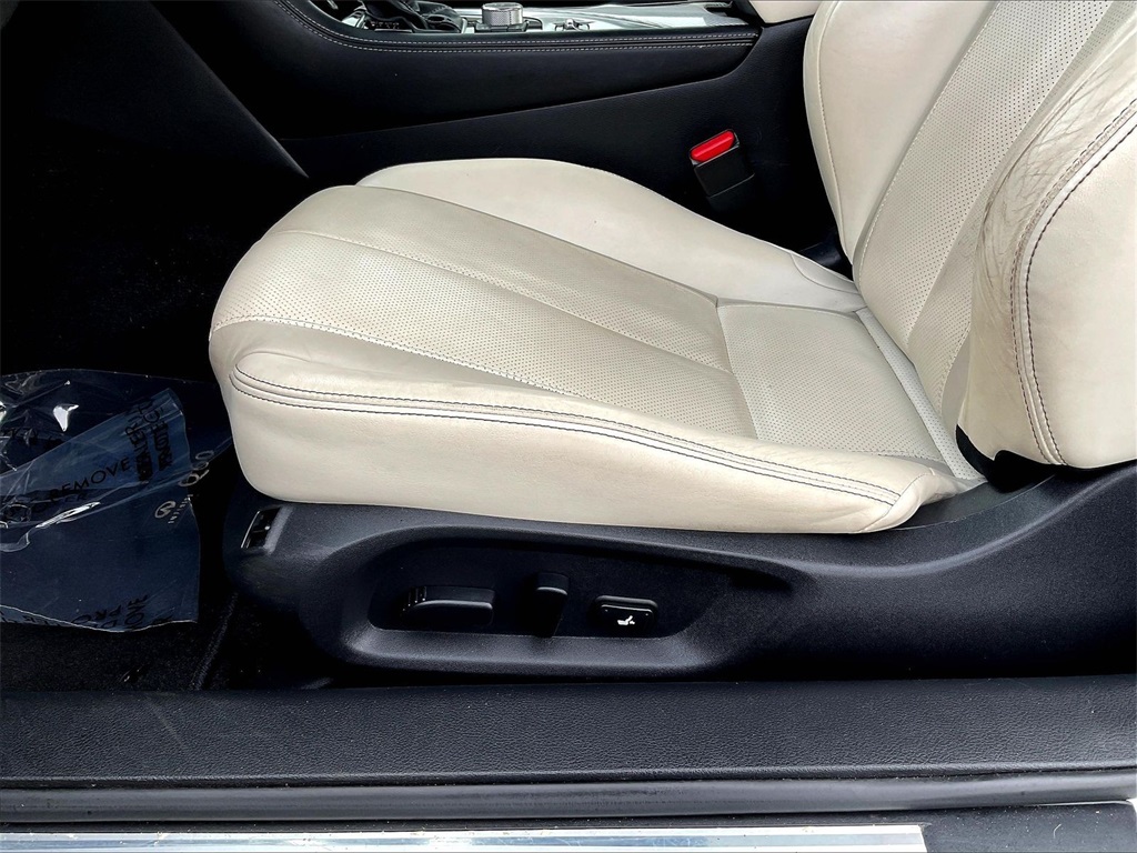 2019 INFINITI Q60 Red Sport 400 - Photo 34