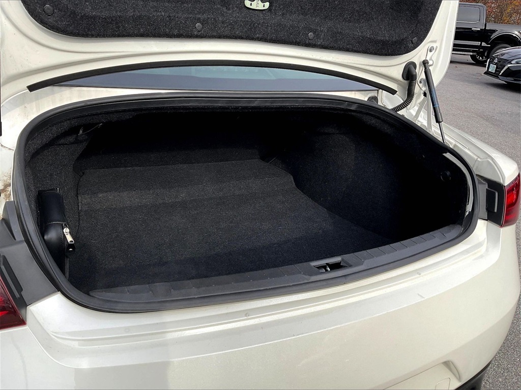 2019 INFINITI Q60 Red Sport 400 - Photo 35