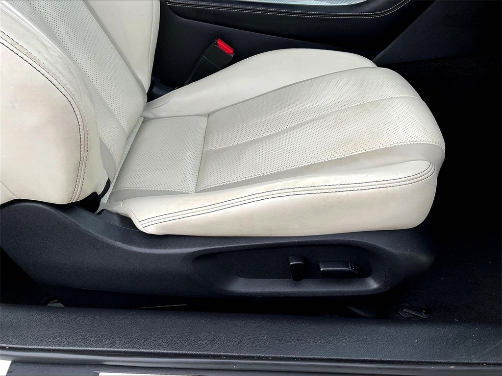 2019 INFINITI Q60 Red Sport 400 - Photo 36