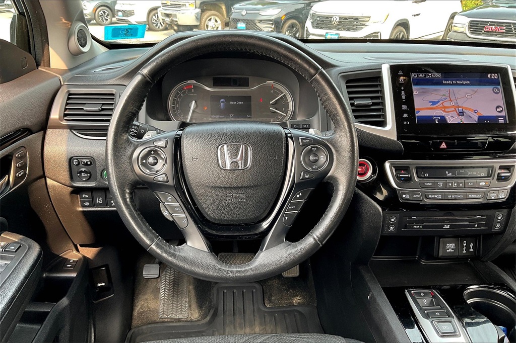 2017 Honda Pilot Touring - Photo 17