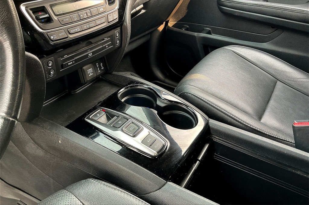 2017 Honda Pilot Touring - Photo 20
