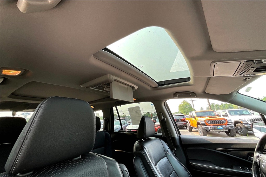 2017 Honda Pilot Touring - Photo 22