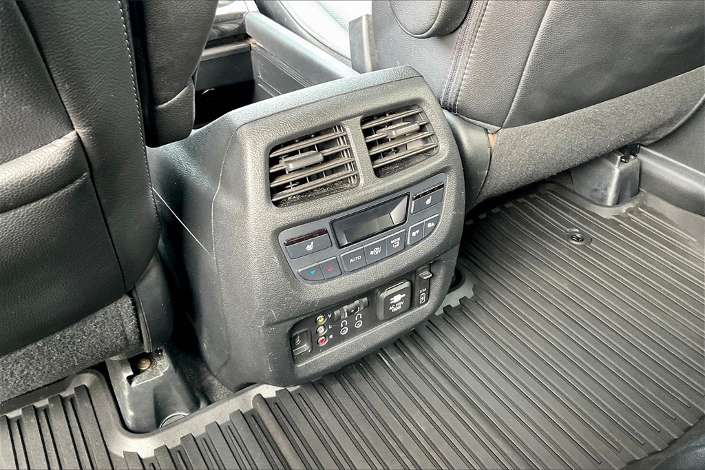 2017 Honda Pilot Touring - Photo 28