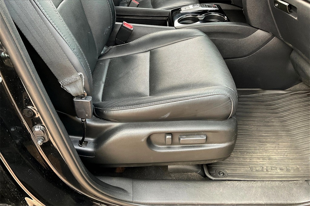 2017 Honda Pilot Touring - Photo 39