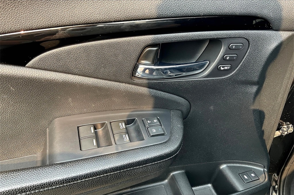 2017 Honda Pilot Touring - Photo 40