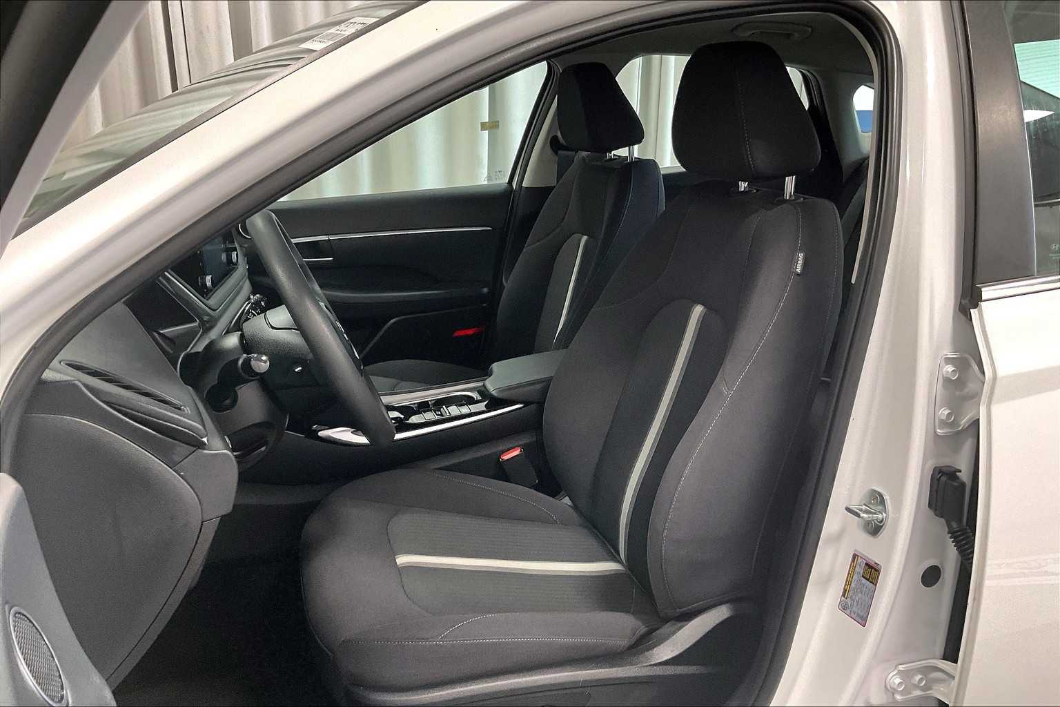 2022 Hyundai Sonata SEL - Photo 10