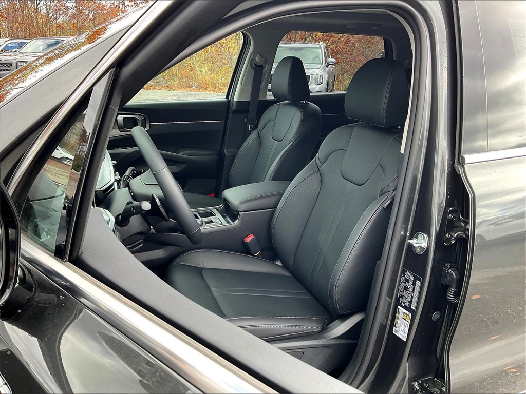 2026 Kia Sorento Hybrid EX - Photo 11