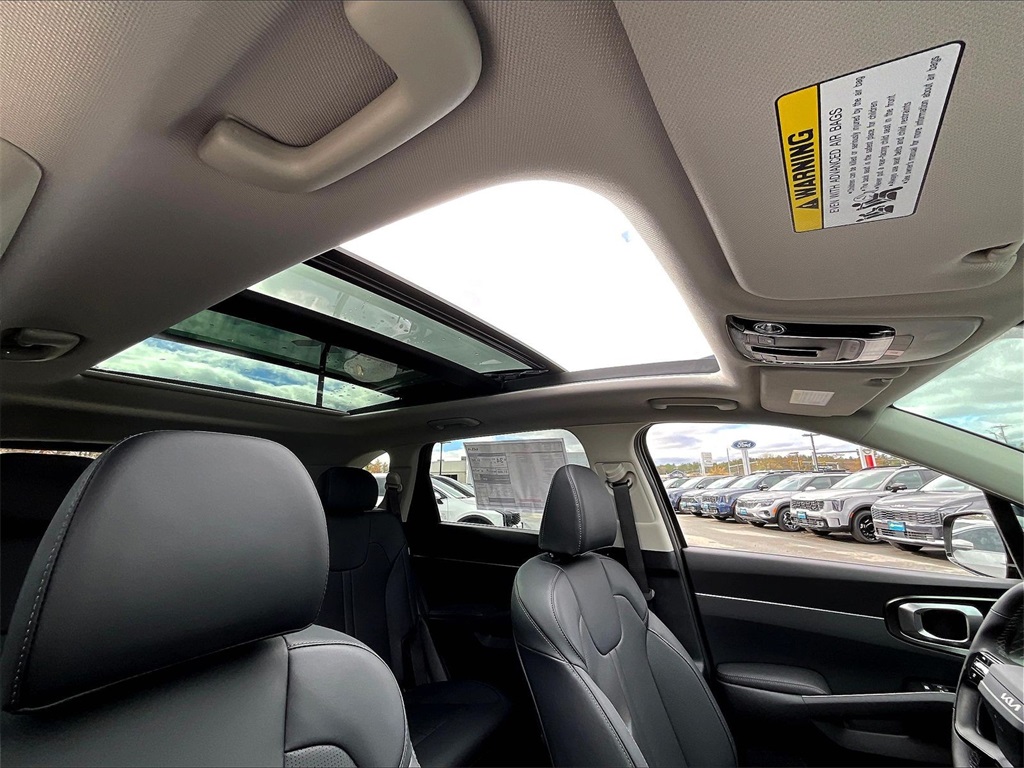 2026 Kia Sorento Hybrid EX - Photo 18