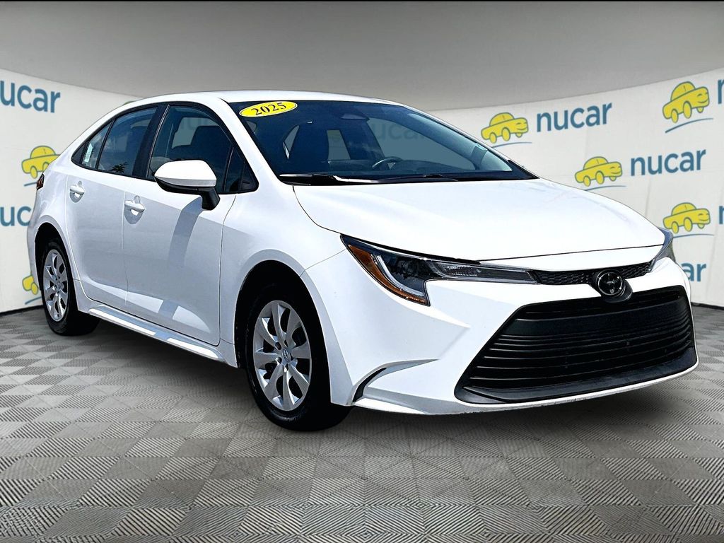 2025 Toyota Corolla LE