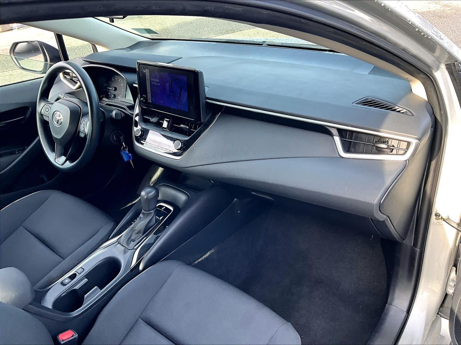 2023 Toyota Corolla LE - Photo 14