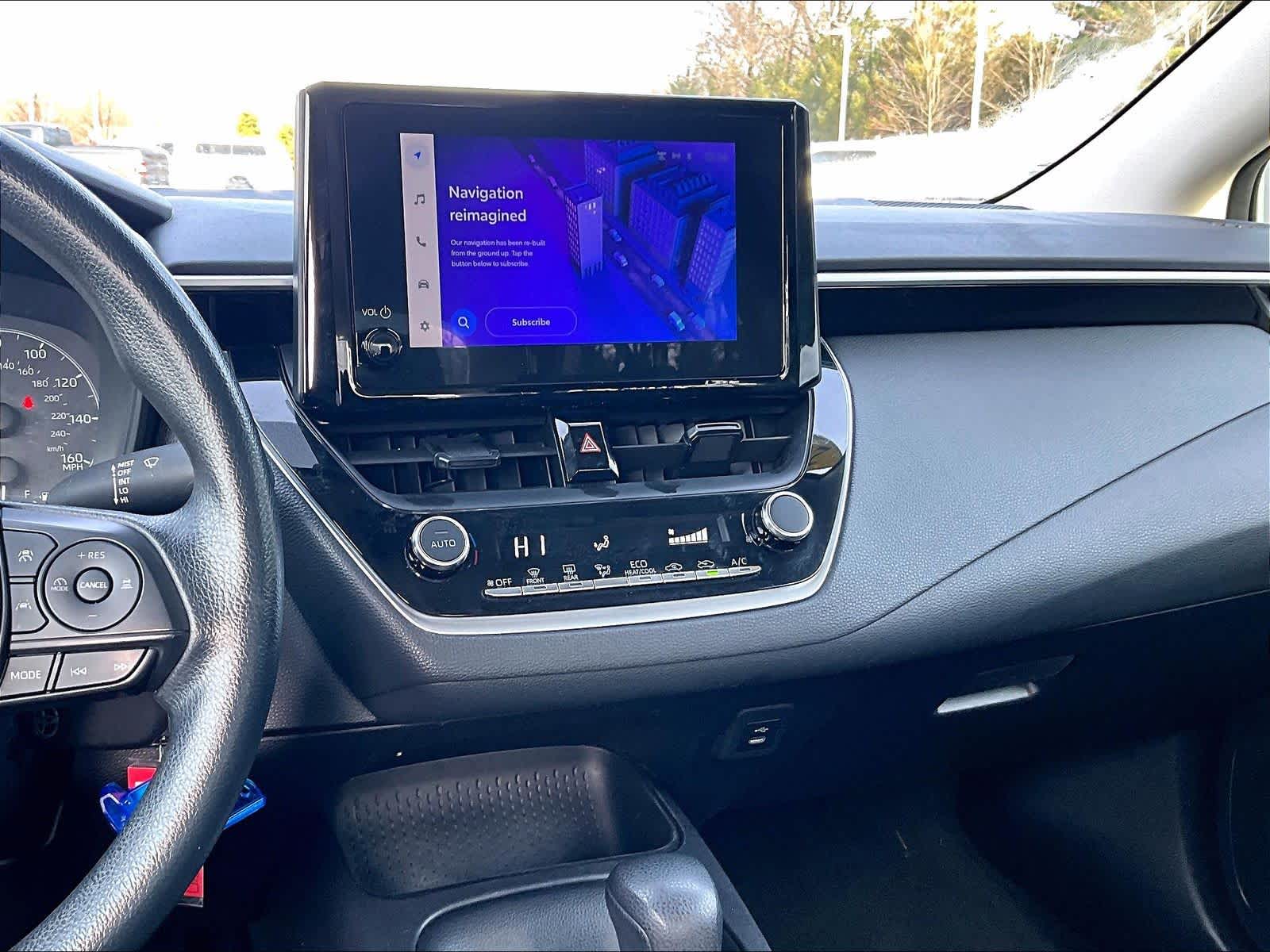 2023 Toyota Corolla LE - Photo 18