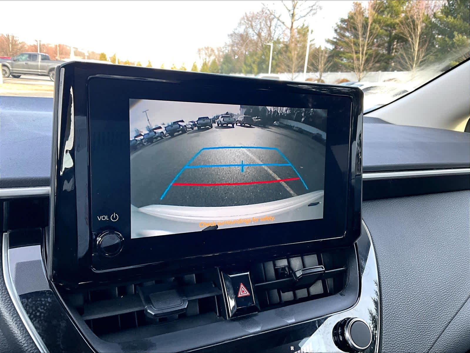 2023 Toyota Corolla LE - Photo 19