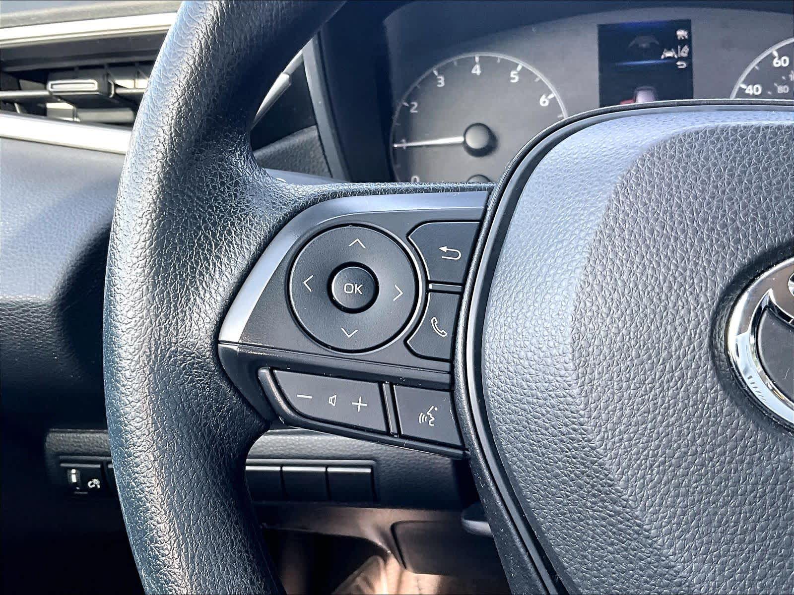 2023 Toyota Corolla LE - Photo 22